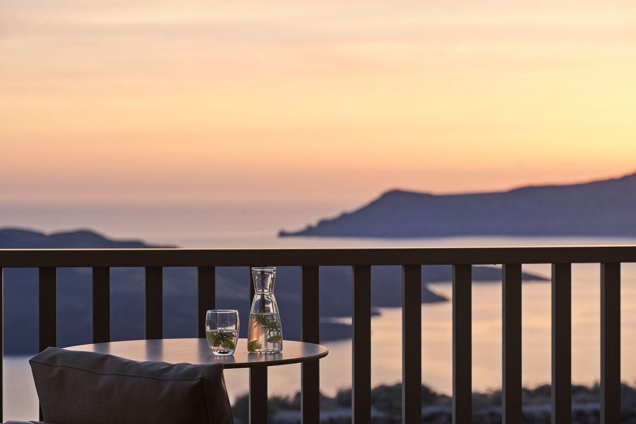 Orama Hotel & Spa Fira  Zewnętrze zdjęcie Sunset at the hotel