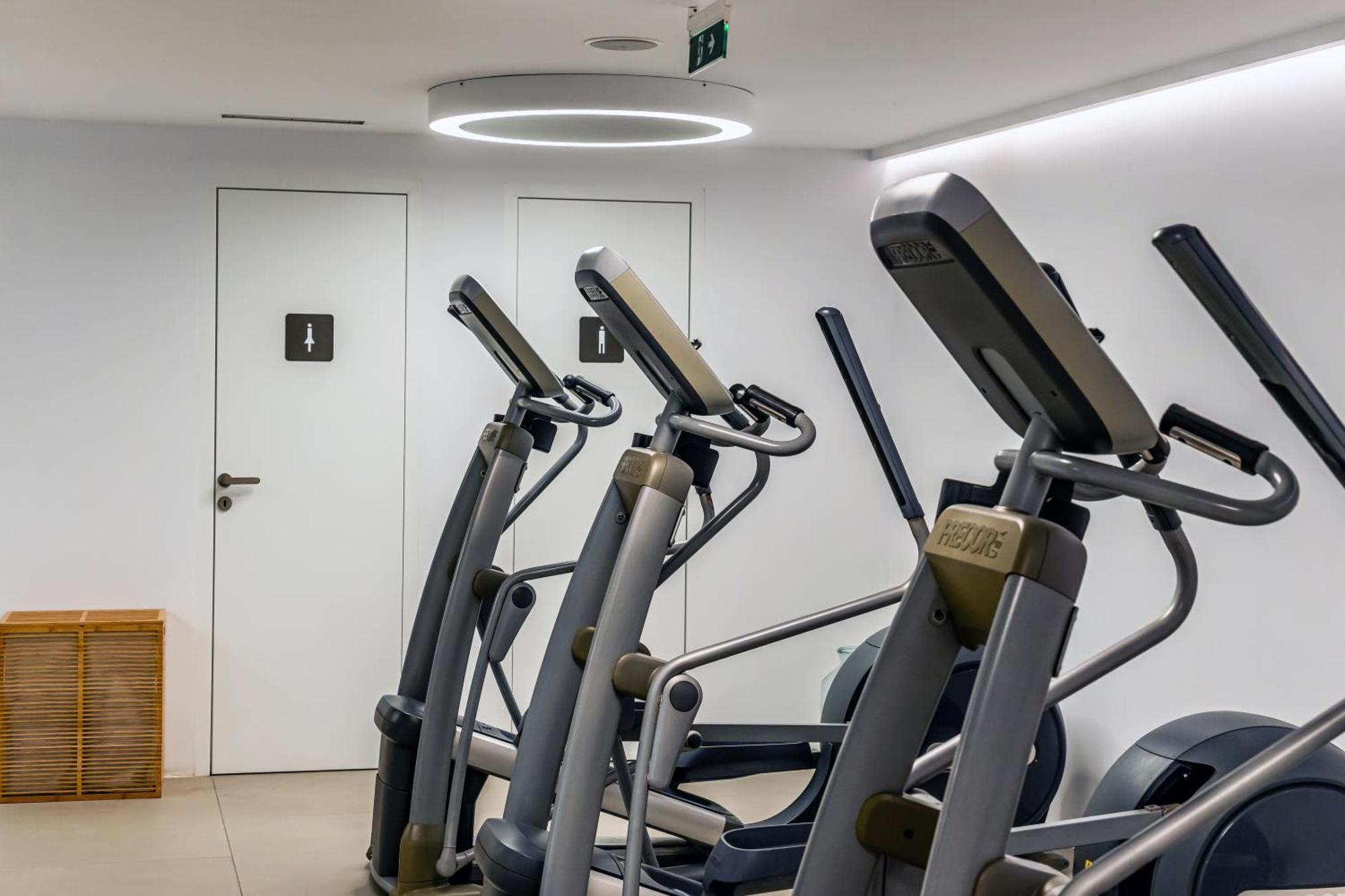 Orama Hotel & Spa Fira  Zewnętrze zdjęcie Elliptical cross trainer