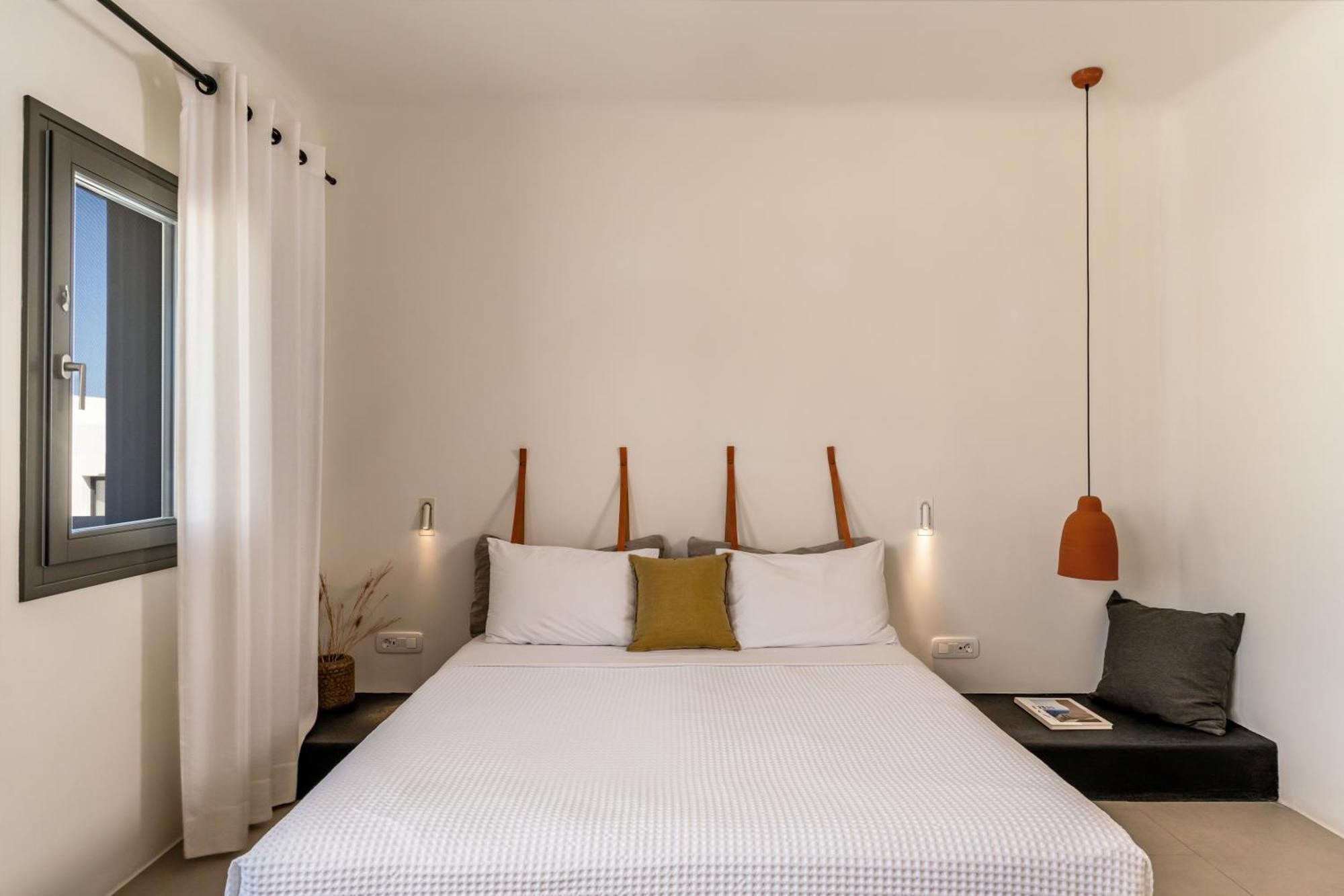 Orama Hotel & Spa Fira  Zewnętrze zdjęcie A bedroom at the hotel